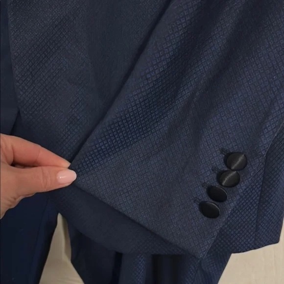 Sophisticated Blue and Black Suit - Picture 8 of 12